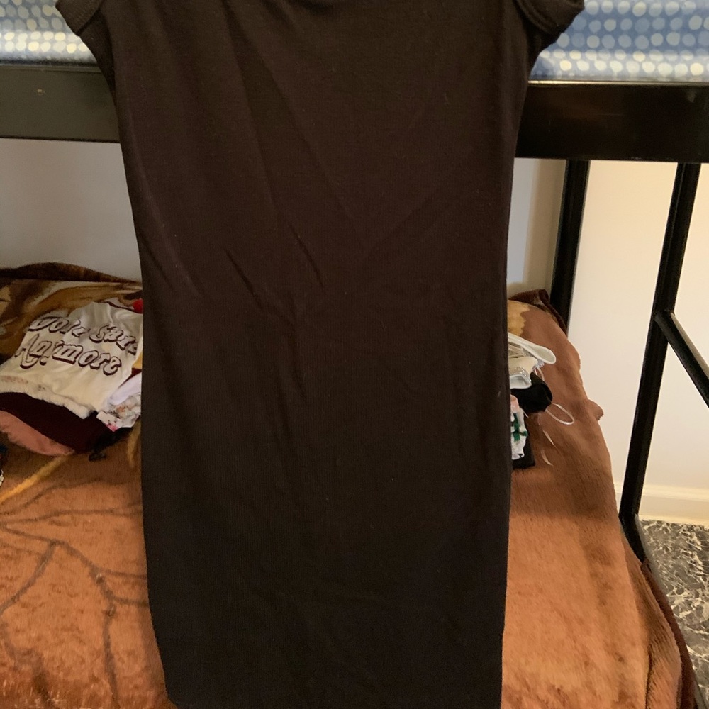 Dress - Picture 3 of 6